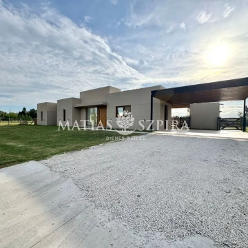 Casa en Venta en Comarcas de Luján, San Roque