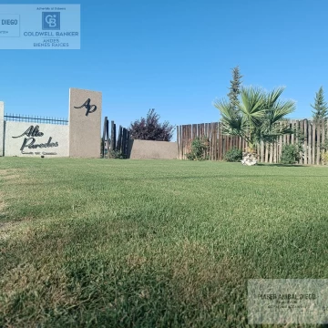 Lote en venta en barrio Alto Paredes