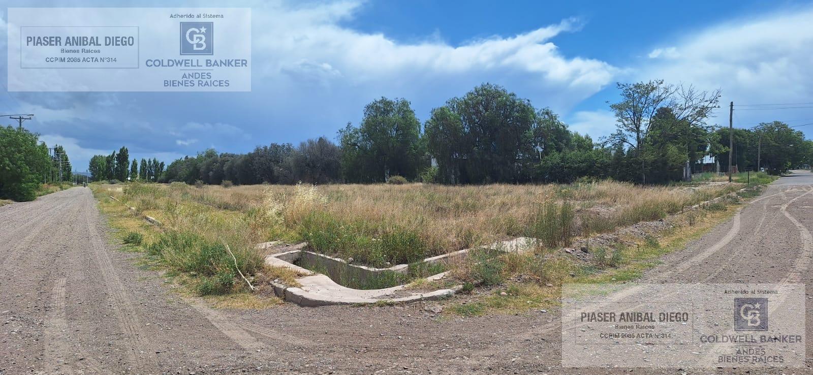 Lote en barrio comisso - Principal