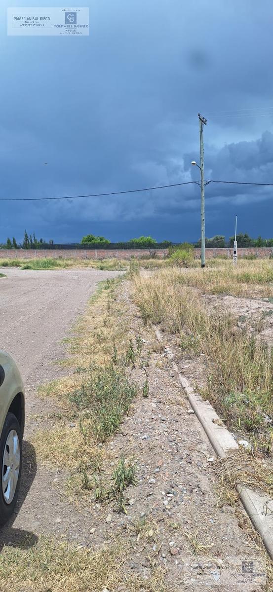 Lote en barrio comisso - 4