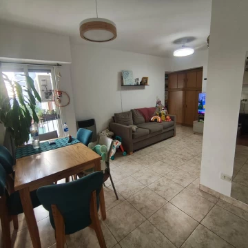 Venta - Departamento - 2 Amb - Apto Credito - Permuta - Flores Norte