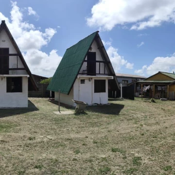 Casa y terreno en Barra del Chuy, parada 10