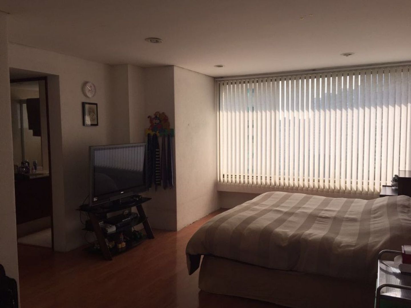 Recamara 1 con baño y vestidor