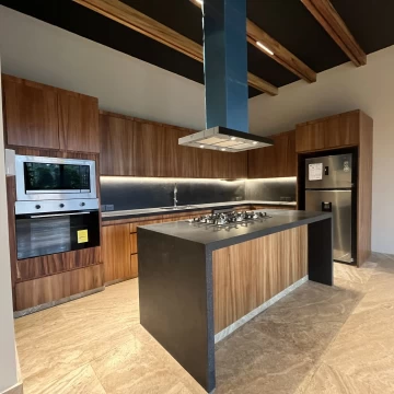 Casa Nueva de Lujo en Venta: Lomas de Tlapexco 96, Lomas de Vista Hermosa