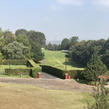Terreno - Club de Golf los Encinos, espectacular vista al campo de golf