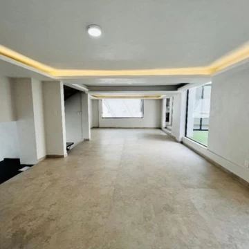 Casa en venta en la Herradura para estrenar