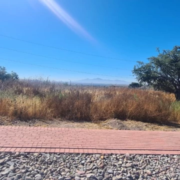 Terreno Comercial en venta en Ciudad Maderas Residencial