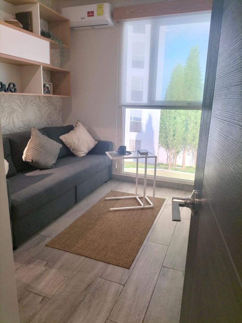 12.jpeg