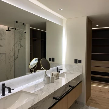 Departamento de Lujo en Santa Fe | 3 Recámaras + Family Room + Vista a las Montañas