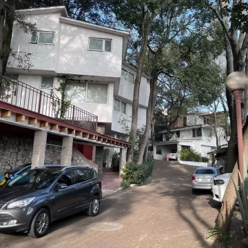 Casa En Condominio en venta en San Bartolo Ameyalco 4 Recámaras