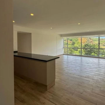 Departamento en venta en Sayabes, Bosque Real.