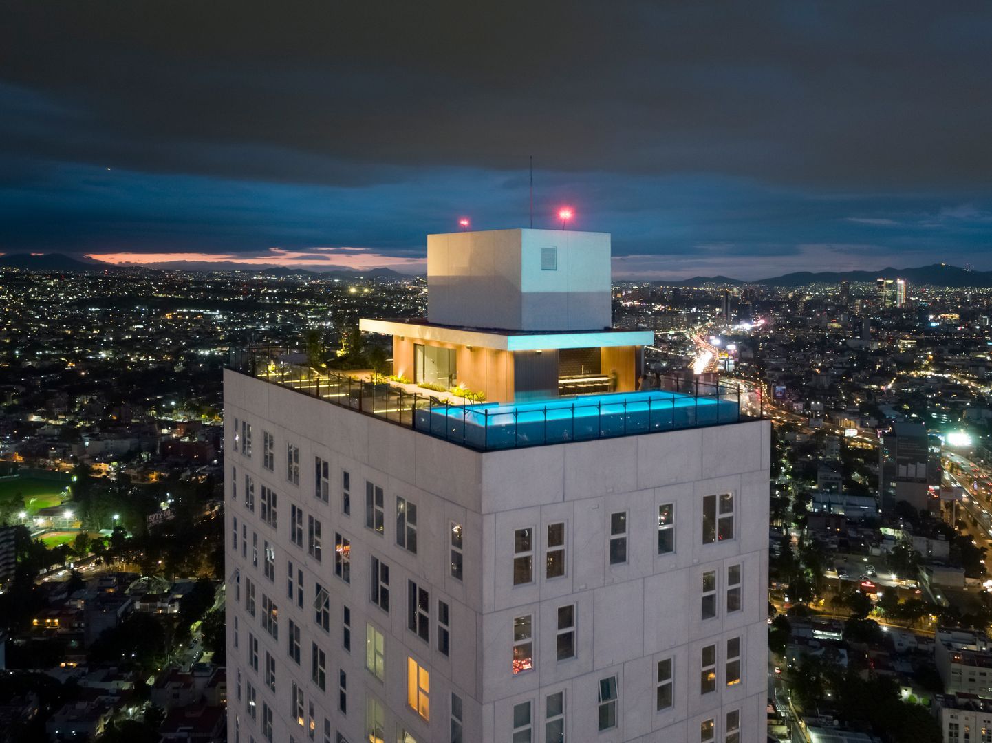 RoofGarden-004.jpg