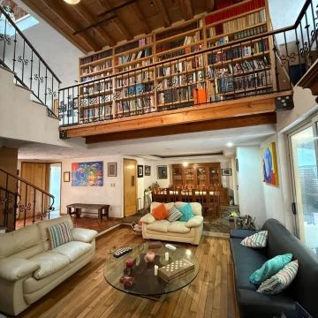 Casa en Venta para Remodelar en Arteaga y Salazar | A minutos de Santa Fe | Gran Potencial de Inversión