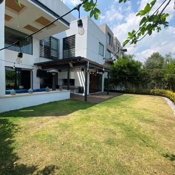 Casa en Venta en Cumbres de Santa Fe