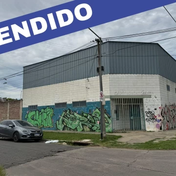 Galpón de 350 m2 cubiertos en Venta en Villa Bonich - San Martin