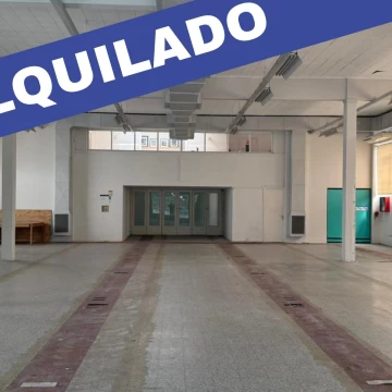 Depósito de 800 m2 cubiertos en Florida