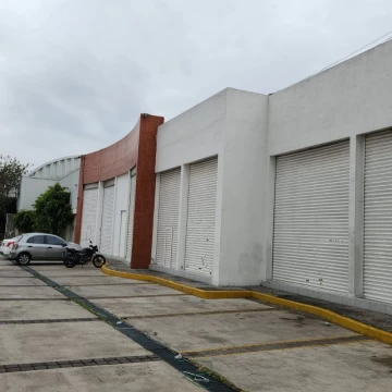Bodega Comercial en venta en Col. Revolución, Chicoloapan de Juárez, EDOMEX