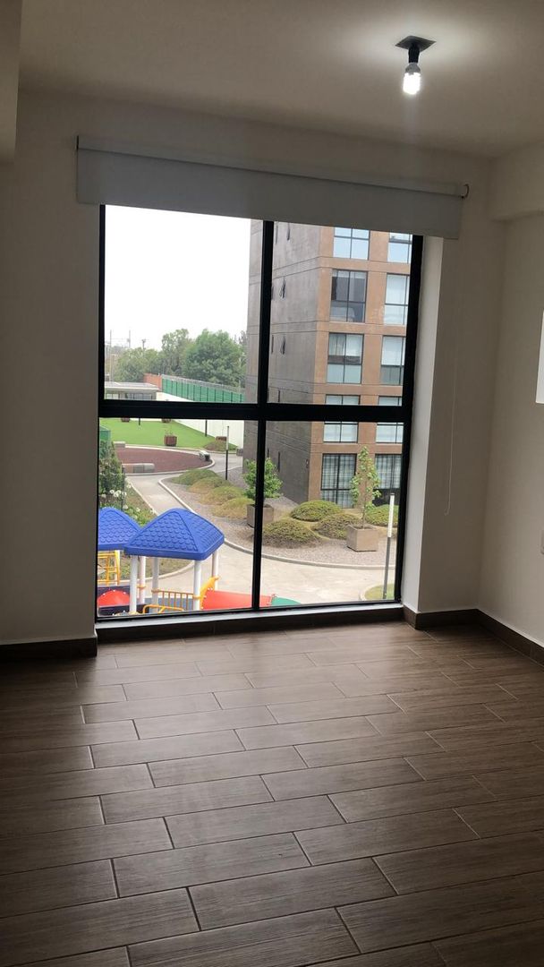 RECAMARA 2 VENTANA 1.jpeg