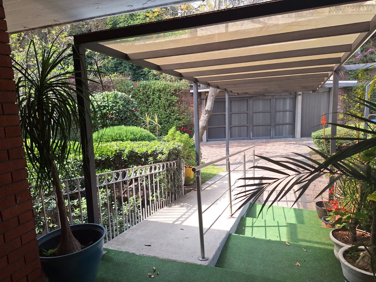 RAMPA ENTRADA PRINCIPAL.jpg