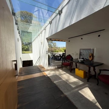 Residencia de Autor en Venta | Arq. Francisco Serrano | Lomas de Bezares - La Roqueta | 1,072 m²