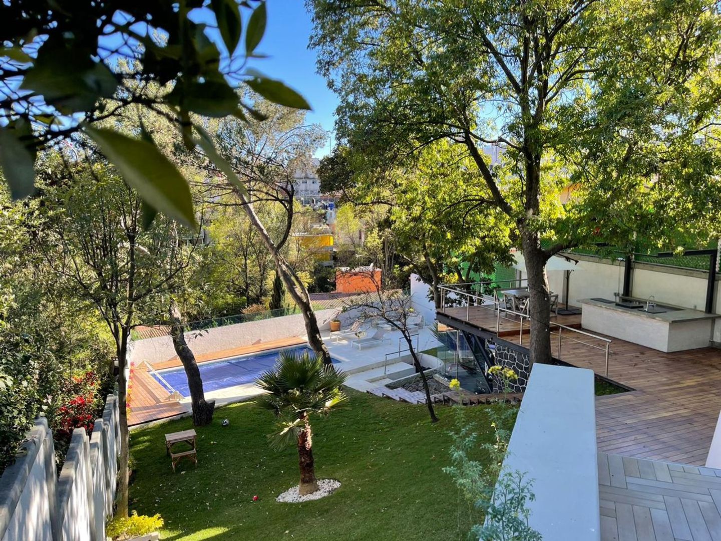 JARDÍN_TRASERO_2.jpeg