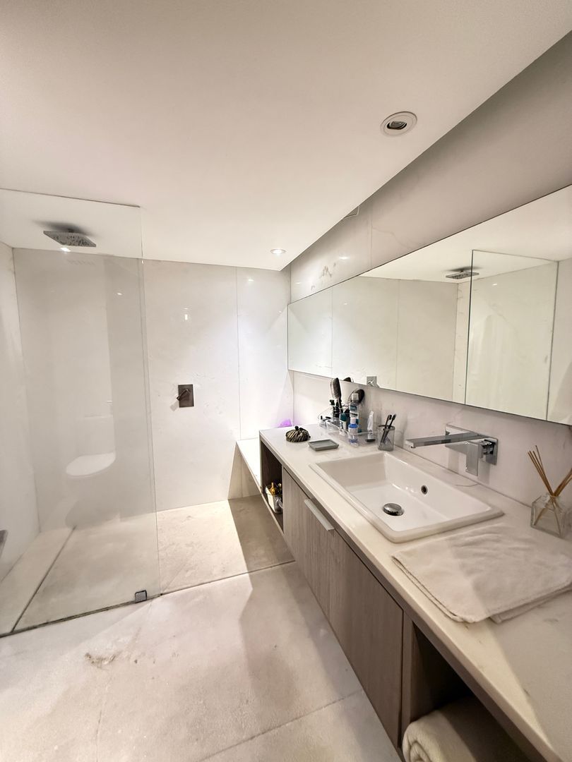 casa-venta-lomas-bezares-baño hab 2.JPG