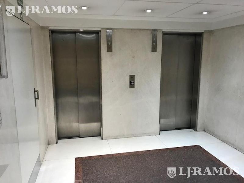 09-HALL PISO