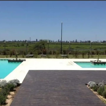 Terreno de 1000m2 en country ALTOS DE LA RIBERA