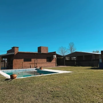 Casa en venta en Arroyo Leyes 2 Dormitorios