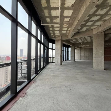 Renta oficina con balcón lista para acondicionar 388 m2 Condesa