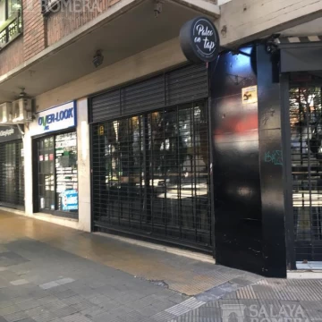 Local en  olivos