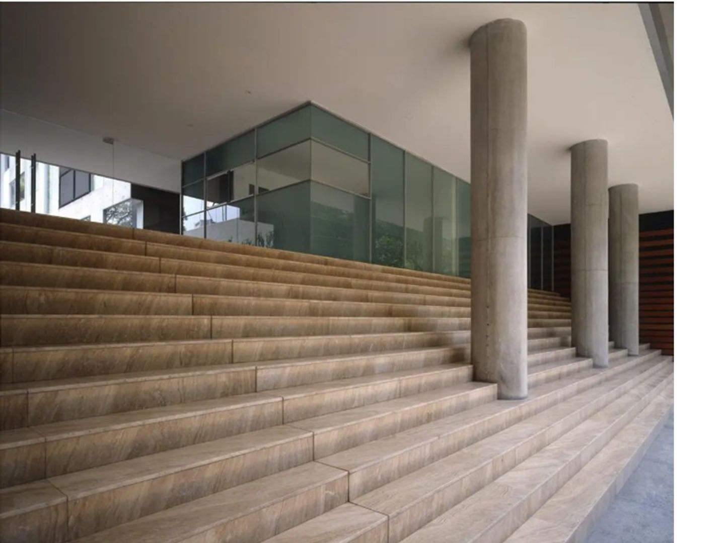 ESCALERAS FACHADA.jpg