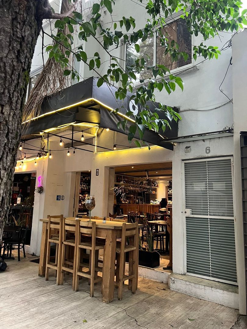 LOCAL COMERCIAL EN PLANTA BAJA