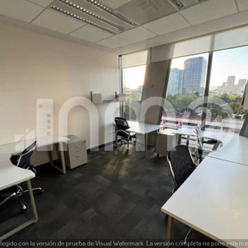 Oficina en renta en Polanquito 5 personas Plug & Play ¡Oferta Web!