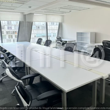 Oficina en renta en Polanquito 12 personas Plug & Play ¡Oferta Web!