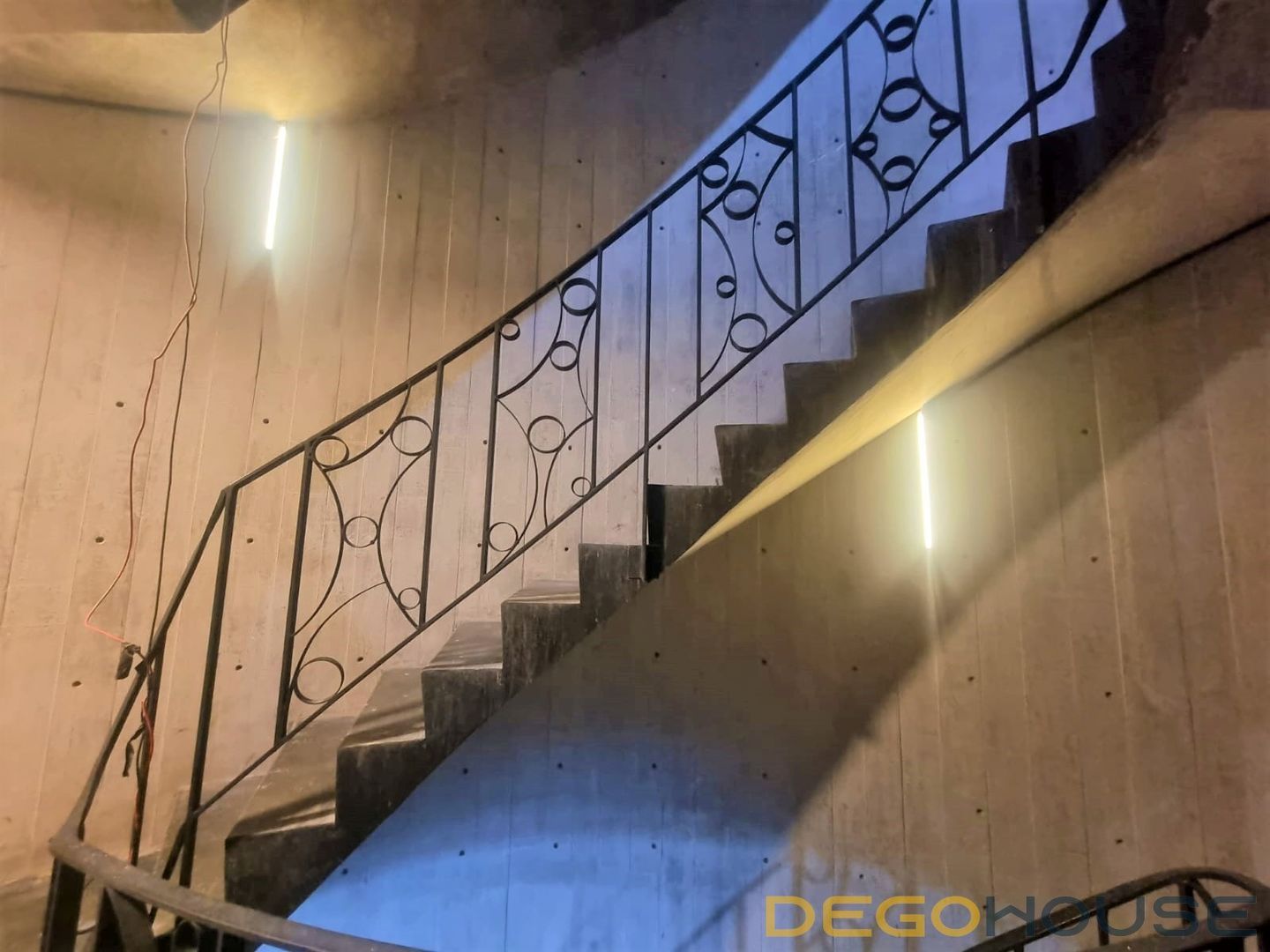 ESCALERA - copia.jpeg