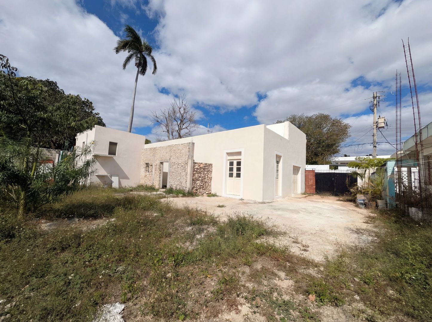 Habitanza AI - PXL_20260119_173025046 - Vaciar 4K.png