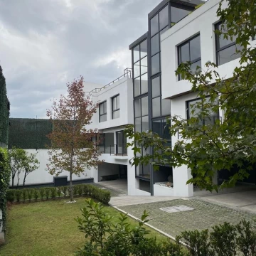 CASA EN SAN JERONIMO 3 RECAMARAS EN PRIVADA
