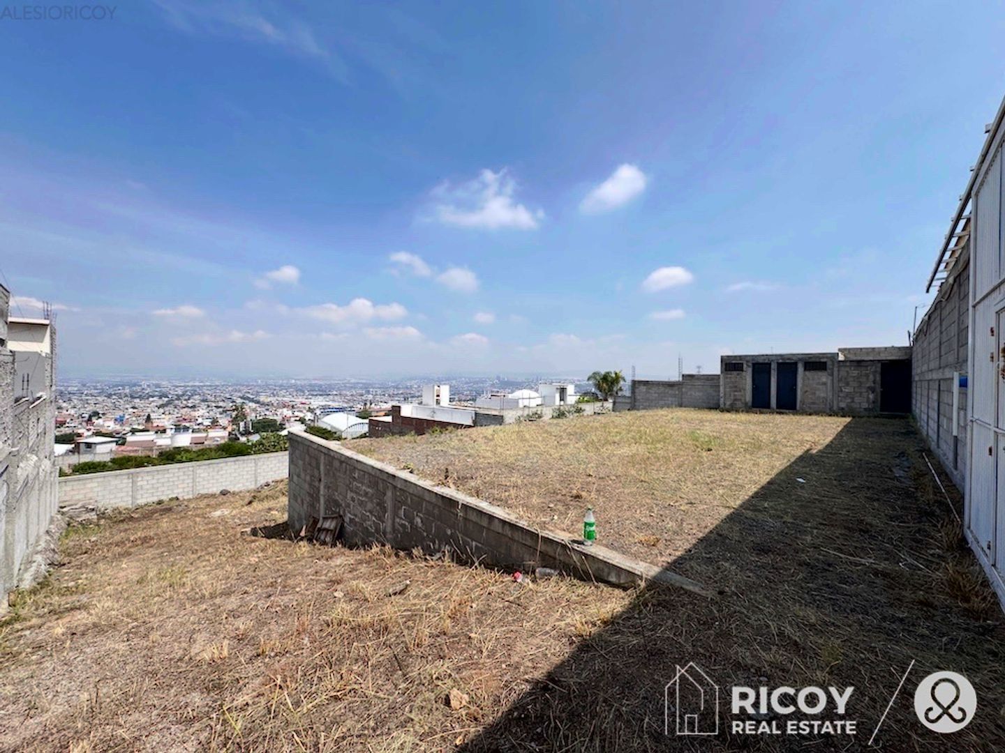 Terreno Bosques de las Lomas 08.JPG