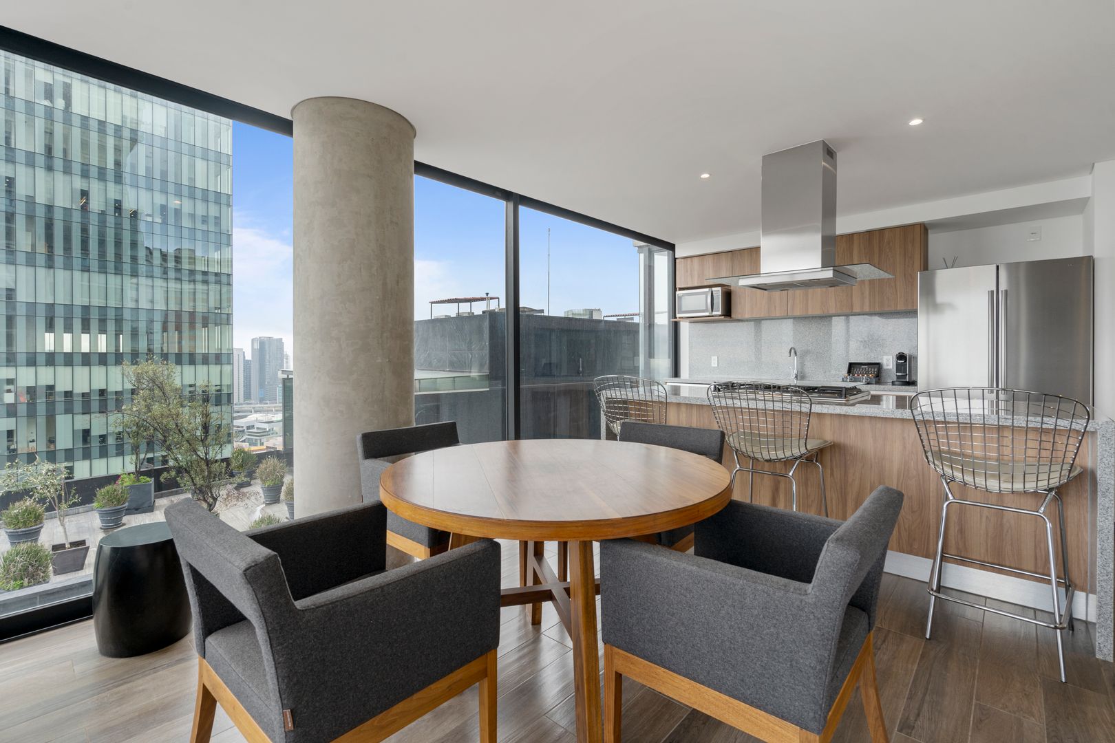 DSC01893.jpg