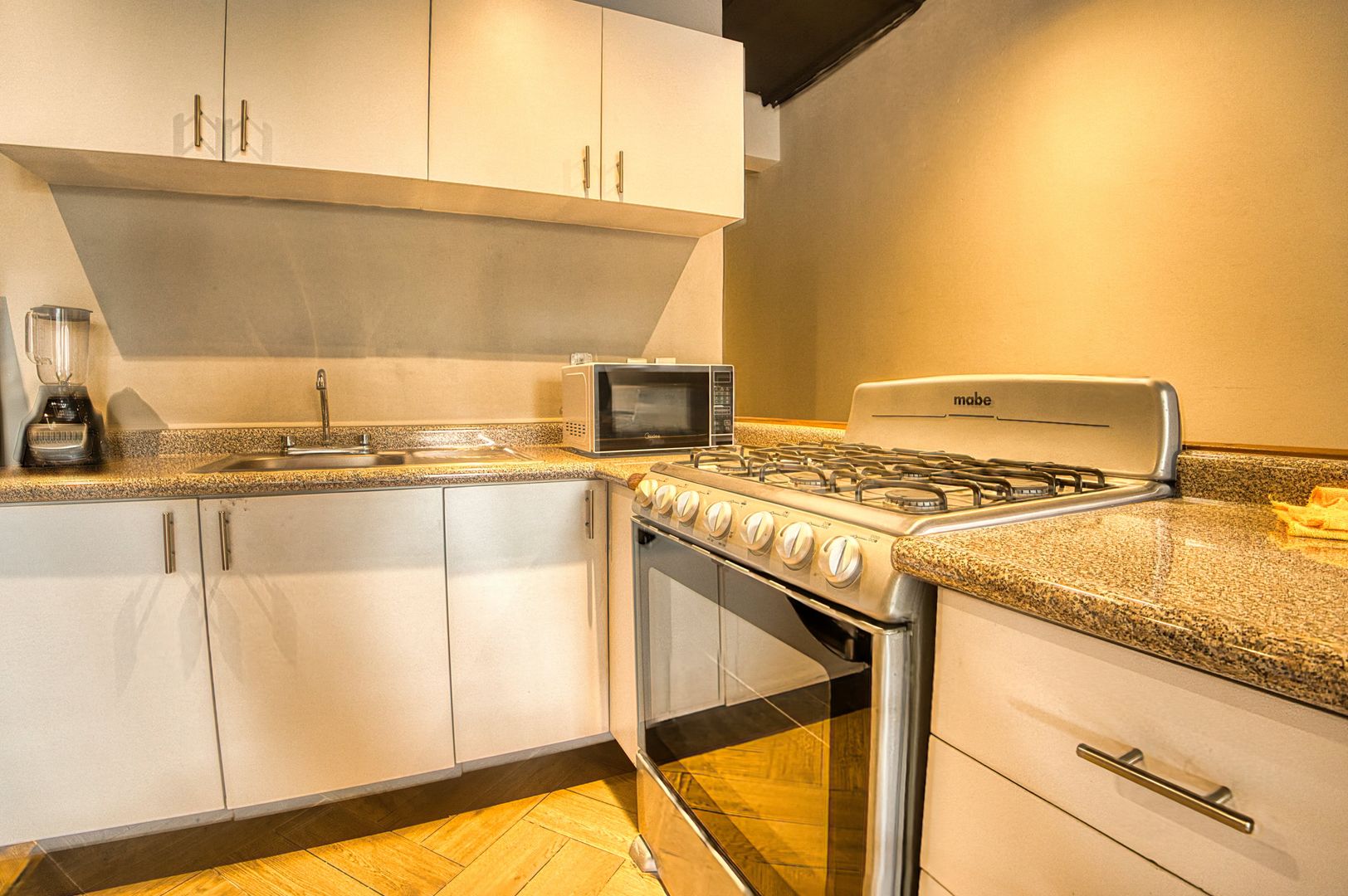 DSC03067_hdr (1).jpg