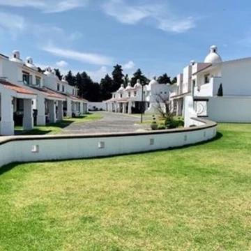 VENTA CASA RESIDENCIAL MARBELLA ZONA DE LOS ENCINOS A 20 MIN DE SANTA FE 