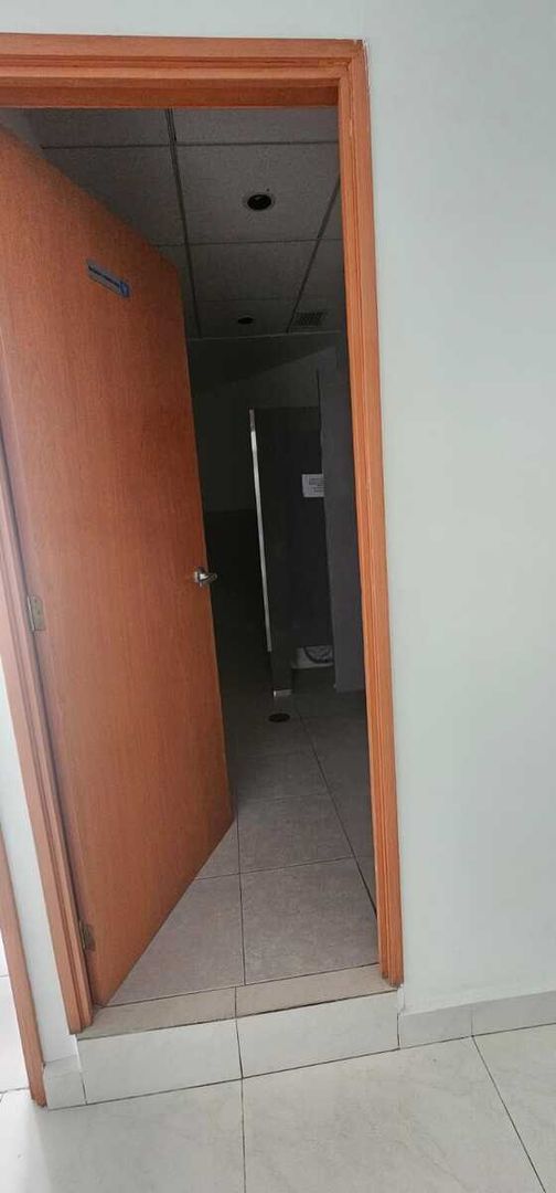 EB-UI3060 (16).jpeg