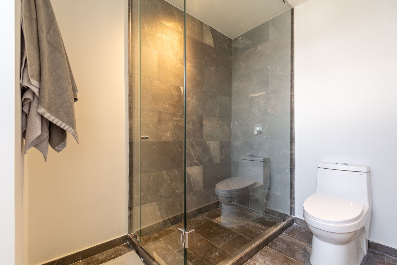 Bilú_Baño_Recámara principal 02.jpg