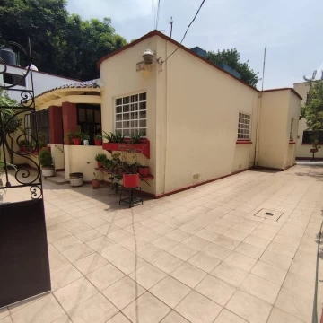 Casa en Venta en Popotla, ideal para Inversión o Familias Grandes