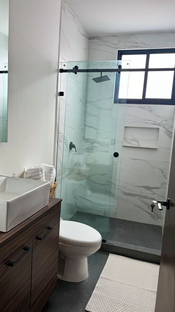 Baño compartido.jpg