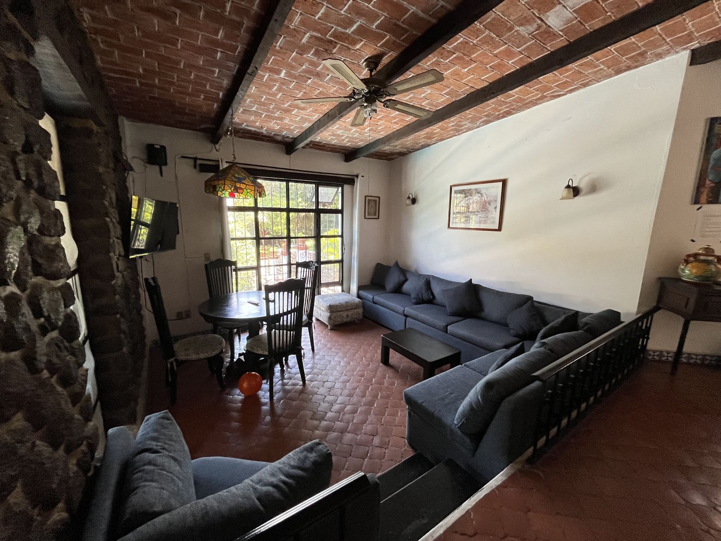 SALA Y COMEDOR.HEIC