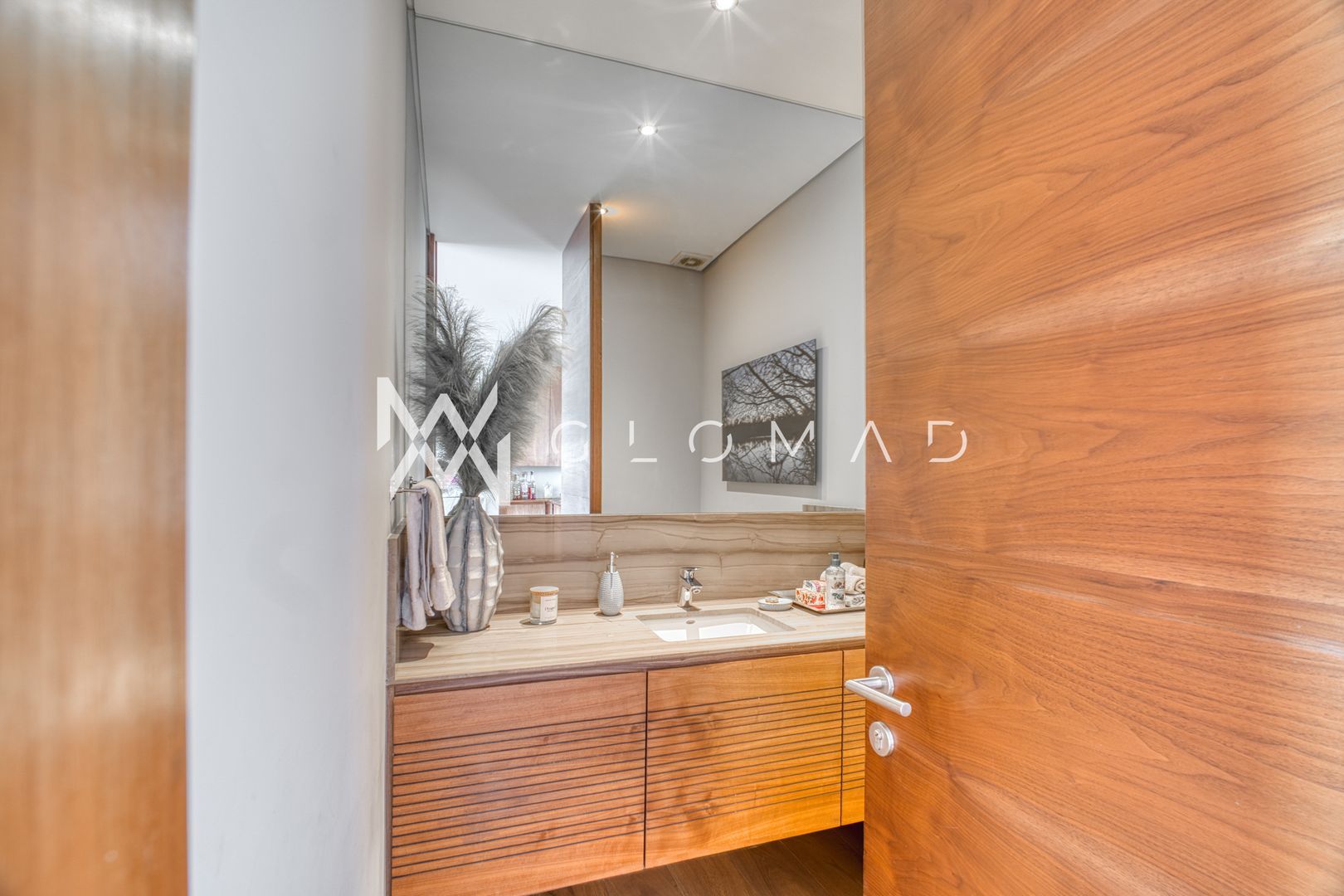 LADERAC602-16.jpg