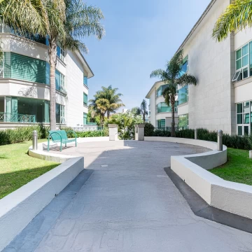 Venta Garden House 3 Habs. y Terraza con Jardín en Villas Alexandría Interlomas