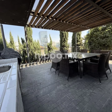 Casa en venta en Hacienda de las Palmas 4 Recámaras